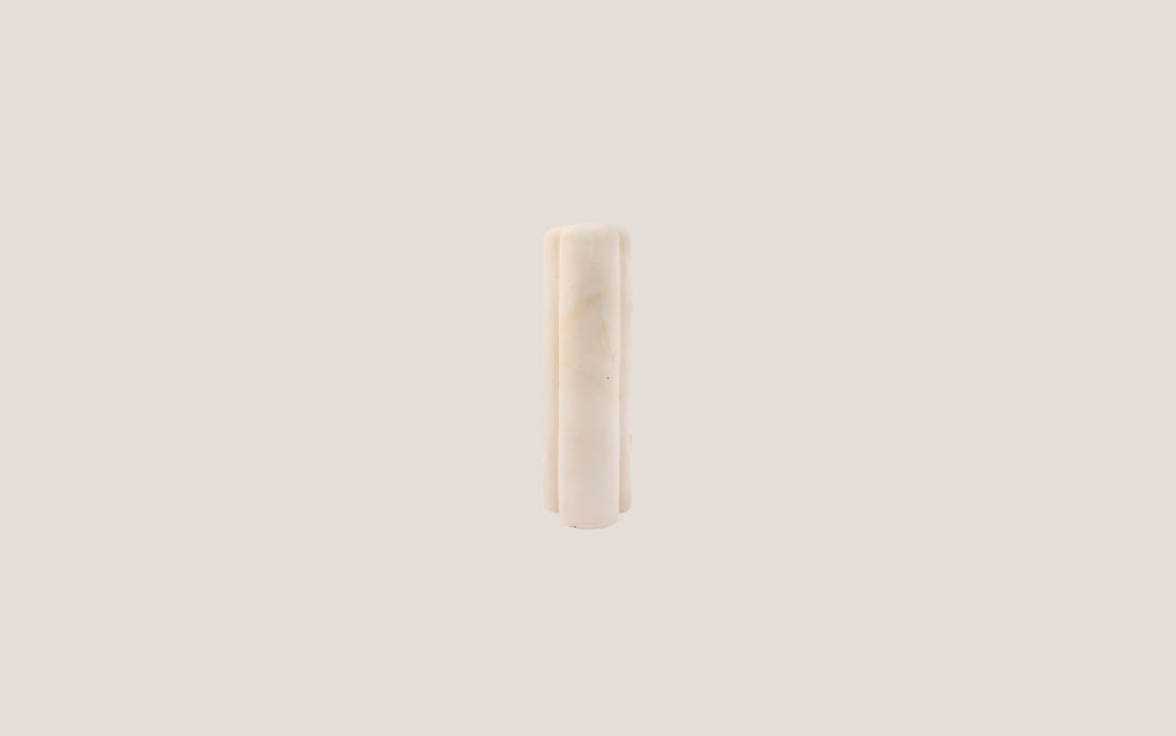 dB Curved Vase