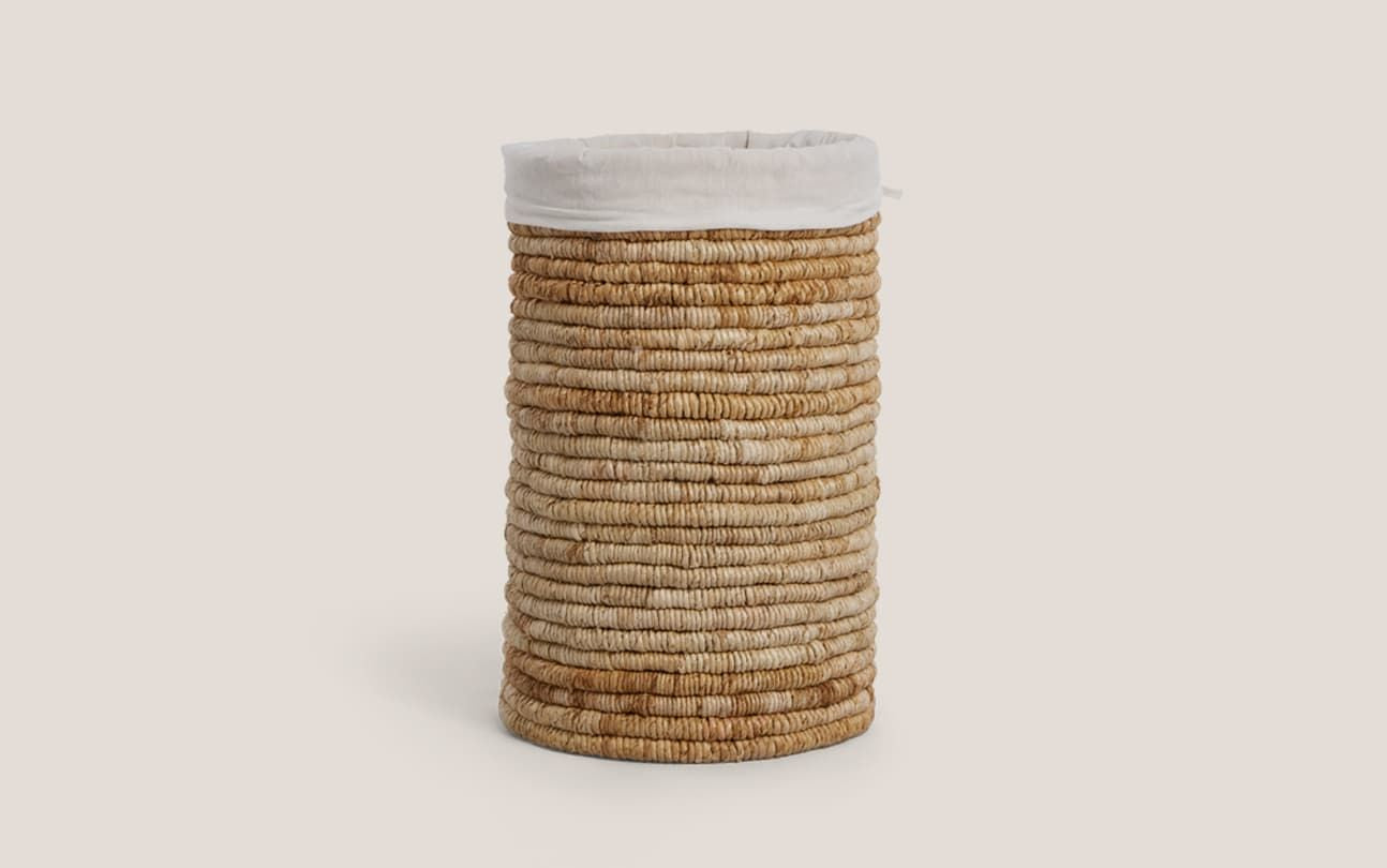 Caterpillar Ambang Laundry Basket